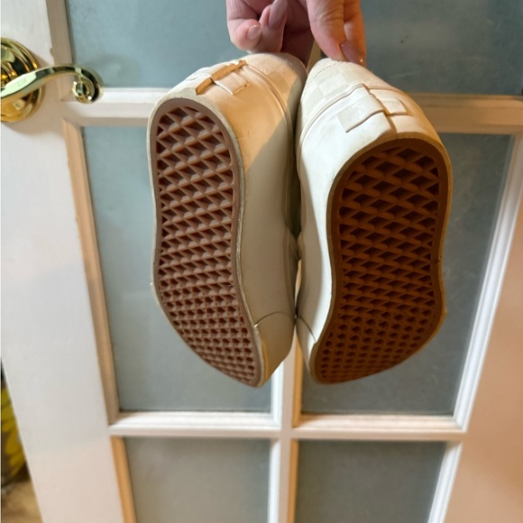 Vans Platform Checkered Slip-On Sneakers - Picture 3 of 4